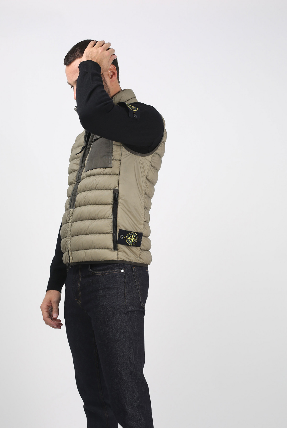 Painstaking terrorist Death jaw DOUDOUNE SANS MANCHE STONE ISLAND VERT OLIVE 6915G0424-V0058