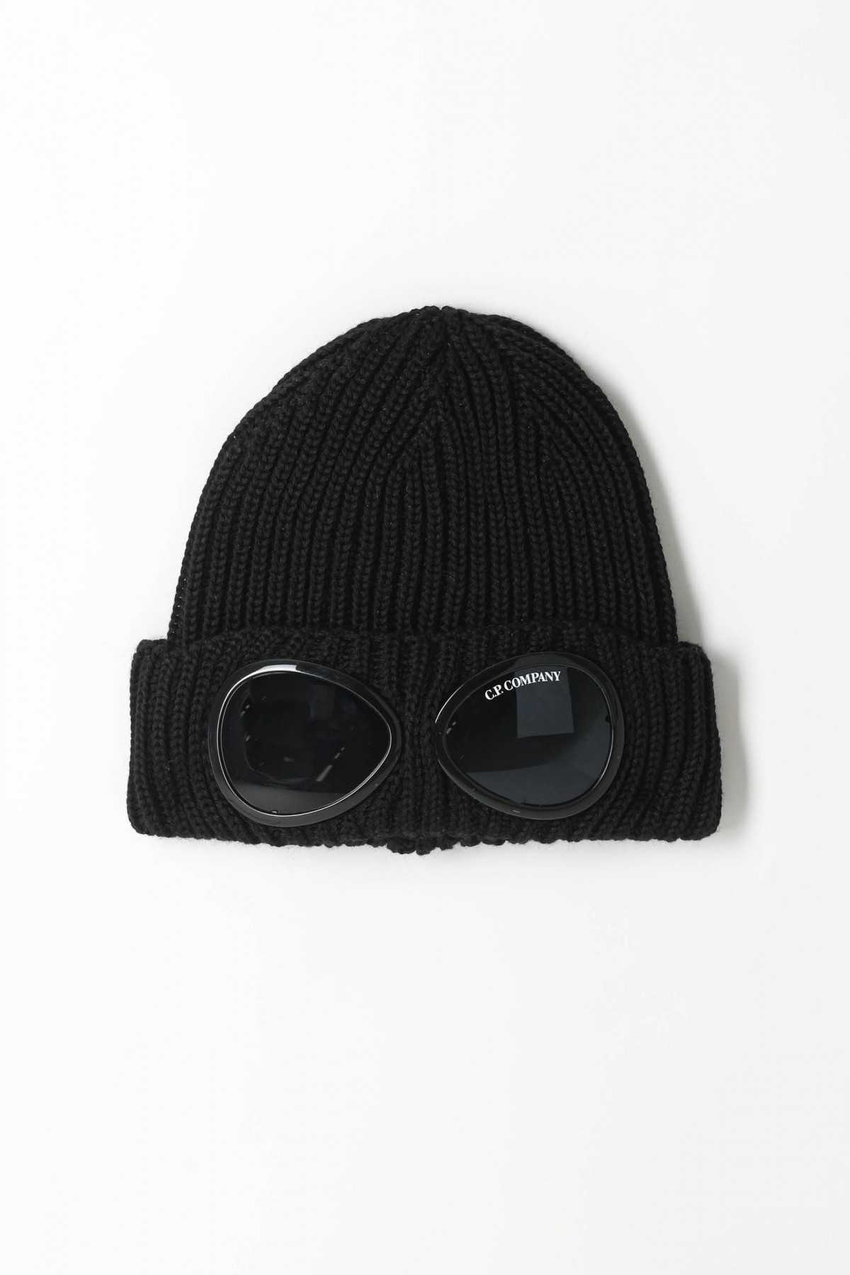 Bonnet cp company noir deals