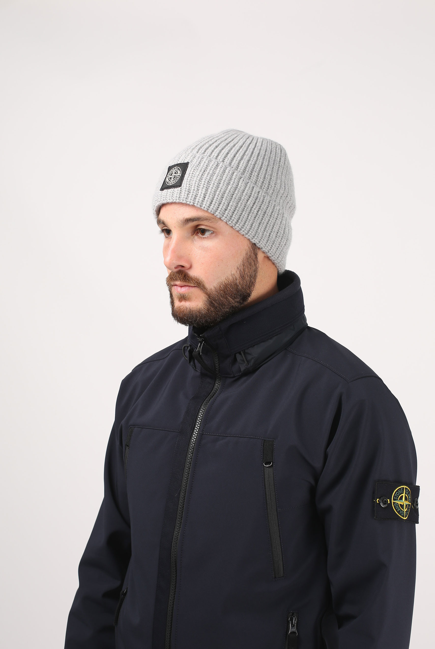 BONNET STONE ISLAND GRIS 6915N10B5-V0060