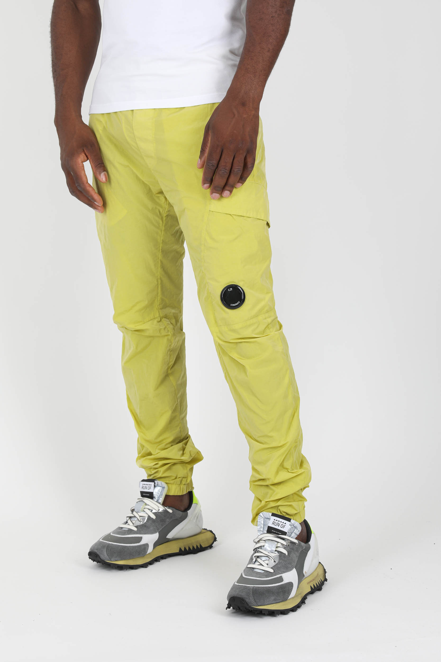 BAS DE JOGGING C.P COMPANY NYLON METAL JAUNE A247A-249