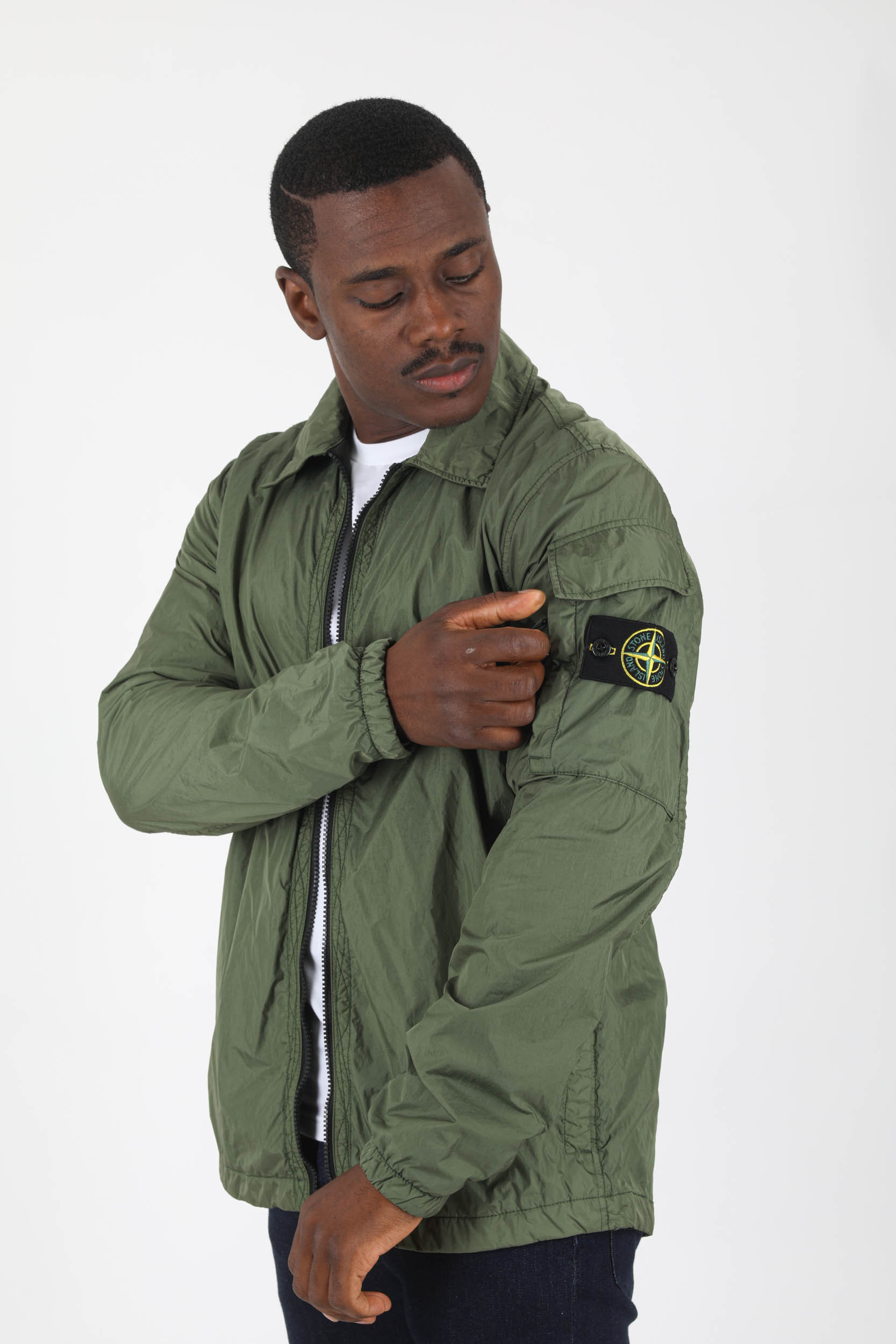 Retrouvez la collection de vestes Stone Island sur le site Jules & Jim