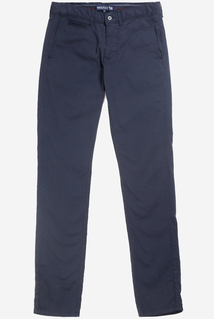 D couvrez les pantalons Woolrich pour hommes sur le site Jules Jim