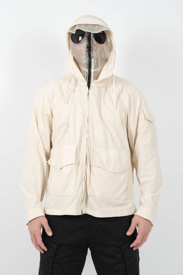 Produit VESTE C.P COMPANY CAPUCHE REGLABLE LUNETTES BLANC CREME W223A-402