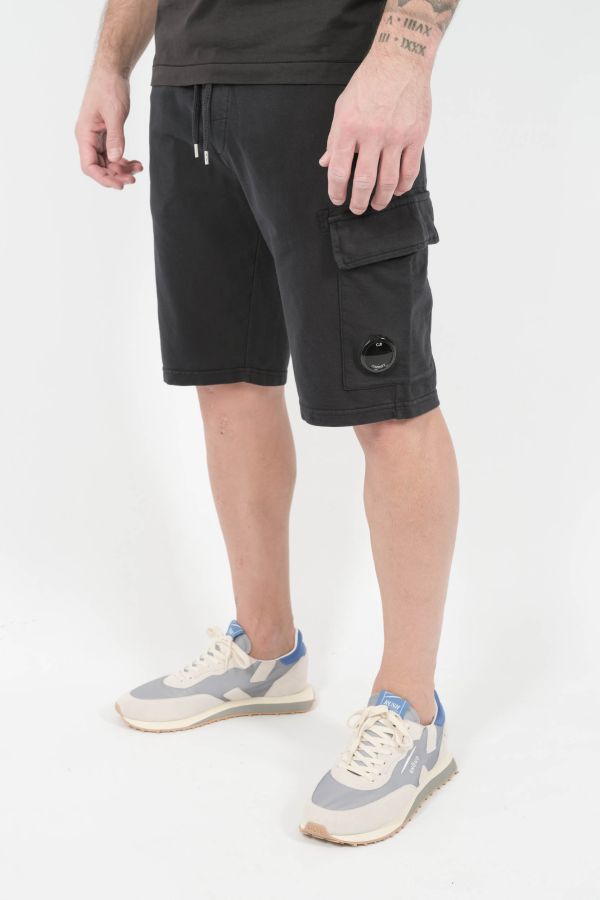 Produit SHORT C.P COMPANY COTON MARINE B069A-888