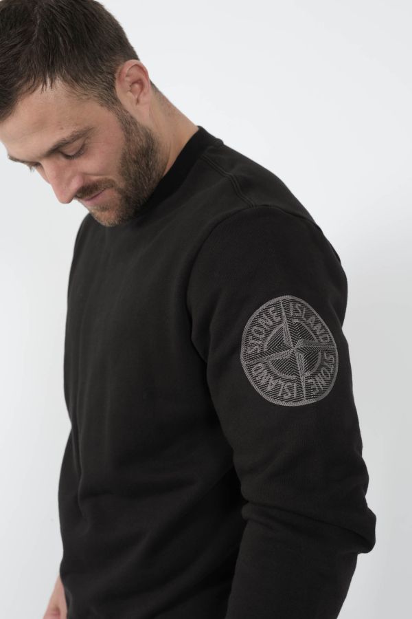 Produit SWEAT STONE ISLAND COL ROND LOGO BRODE NOIR S156126S0122-V0029