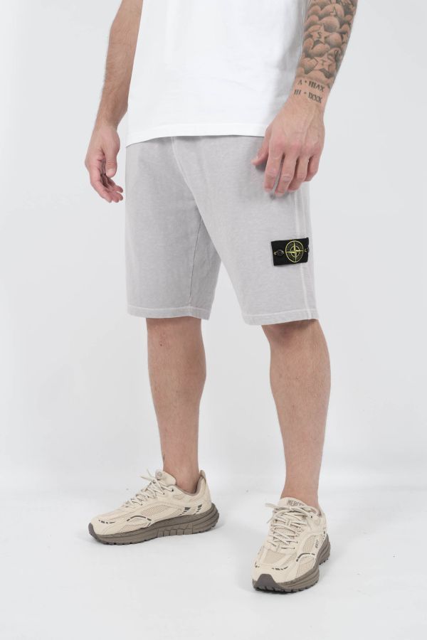 Produit SHORT STONE ISLAND EN COTON LILA S156209S60-V0188