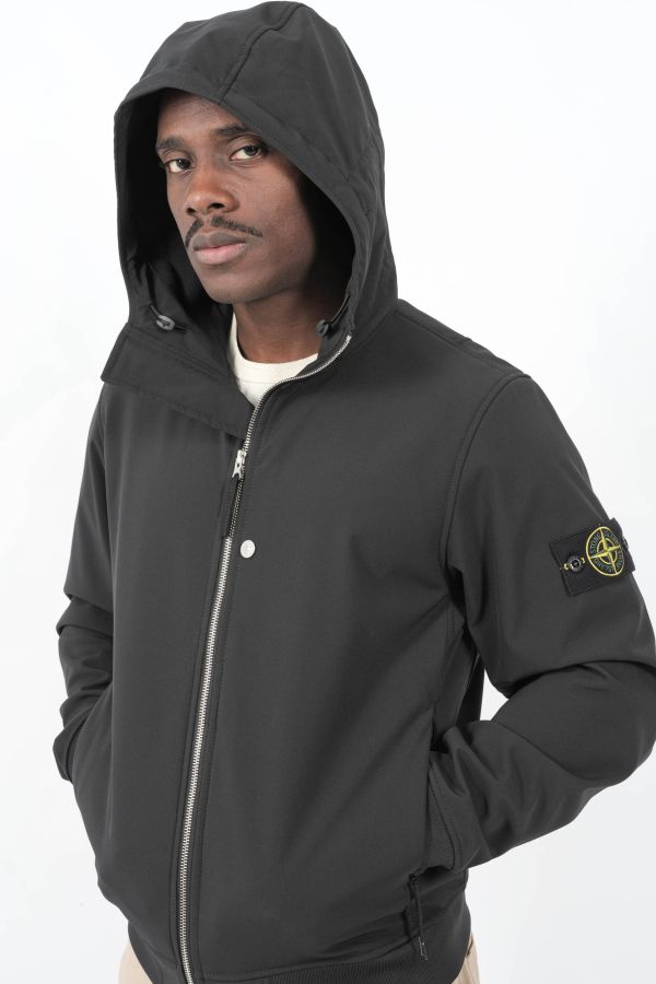 Produit BLOUSON STONE ISLAND EN SOFT SHELL-R NOIR Q100004-V0029