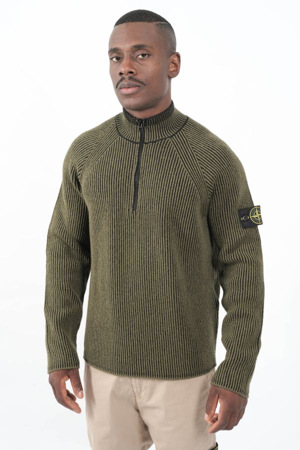 Produit PULL STONE ISLAND DEMI-ZIP KAKI 5100024-V0054