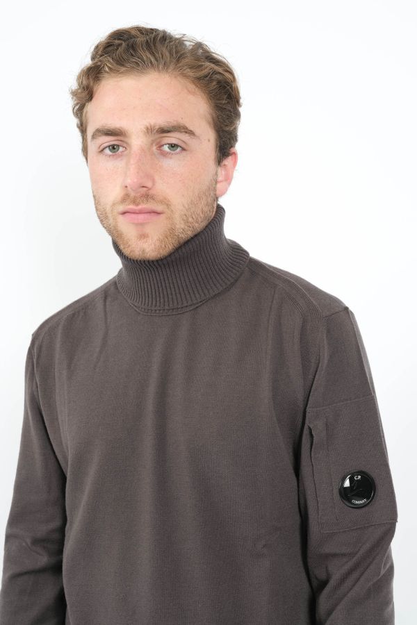 Produit PULL CP COMPANY COL ROULE ANTHRACITE N035A-978