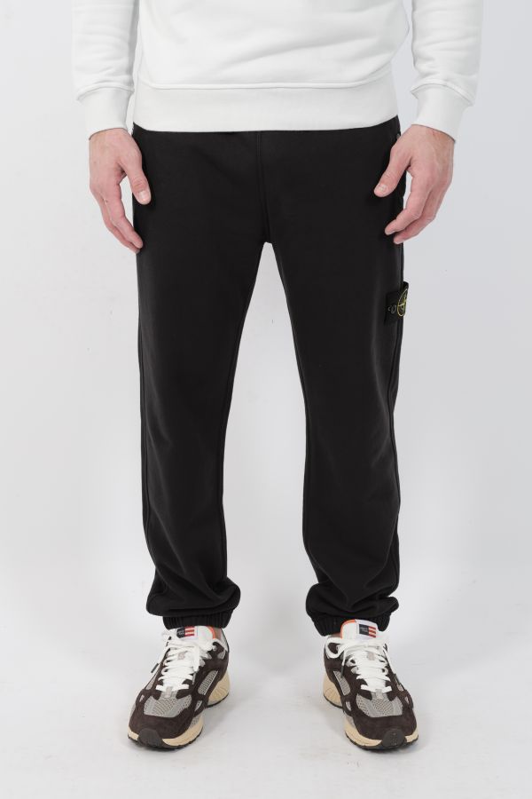 Produit BAS DE SURVETEMENT STONE ISLAND NOIR 6200004-V0029