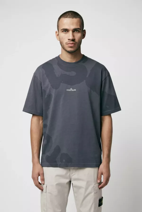Produit TEE-SHIRT STONE ISLAND BLEU GRIS 2100002-V002D