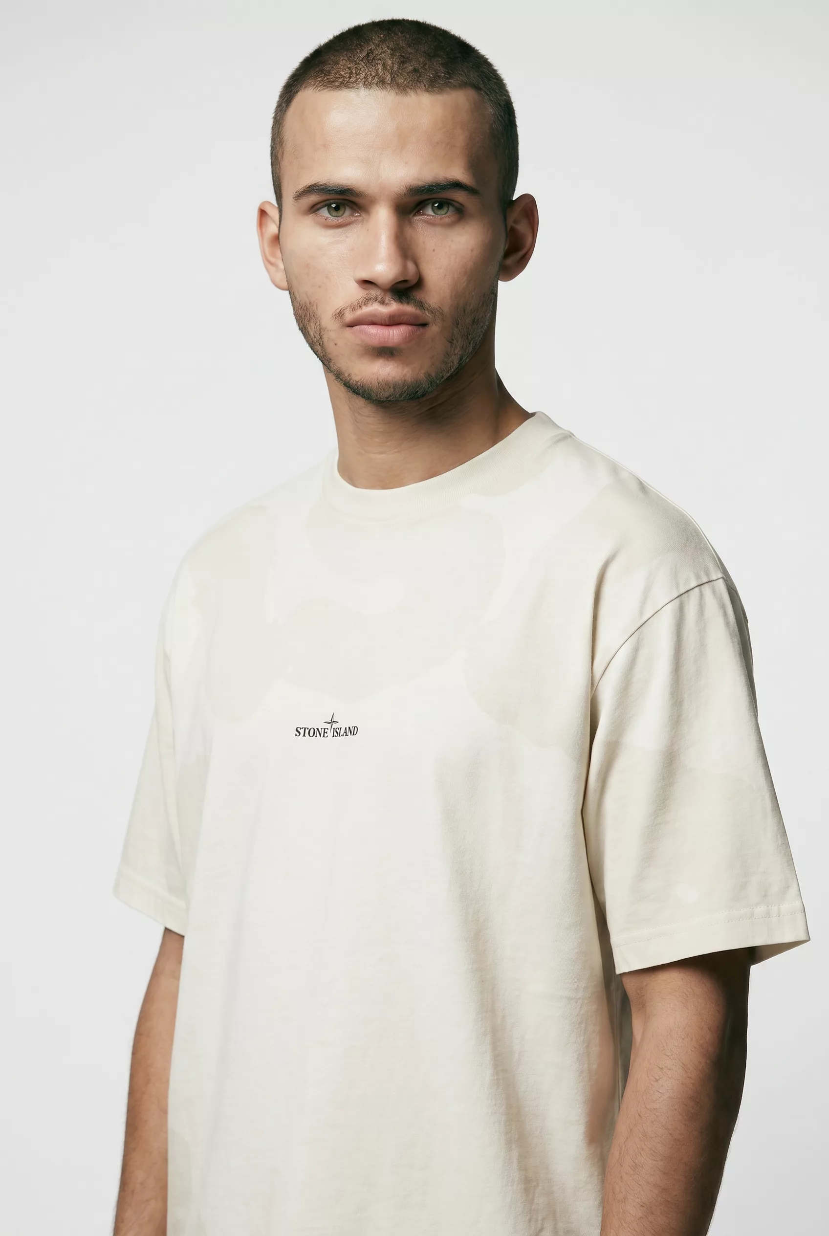 TEE-SHIRT STONE ISLAND ECRU 2100002-V0093