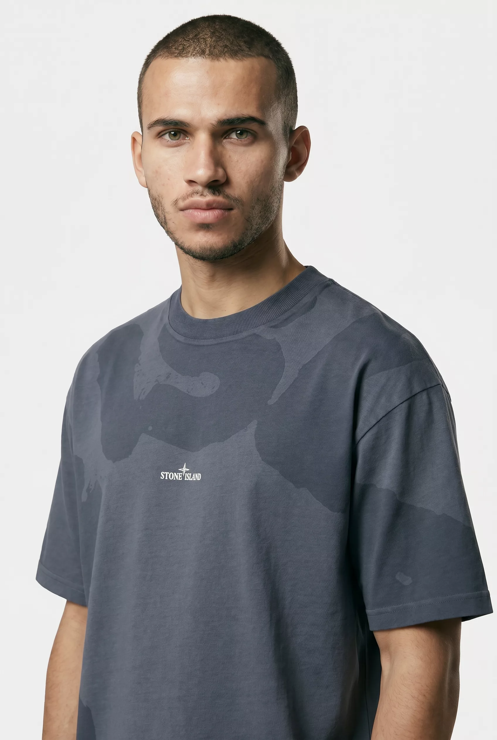 TEE-SHIRT STONE ISLAND BLEU GRIS 2100002-V002D